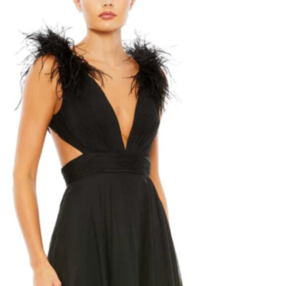Mac Duggal Dresses & Skirts - MAC DUGGAL 68113 OSTRICH FEATHER TRIM PLUNGE NECK A-LINE BLACK GOWNS SZ 4